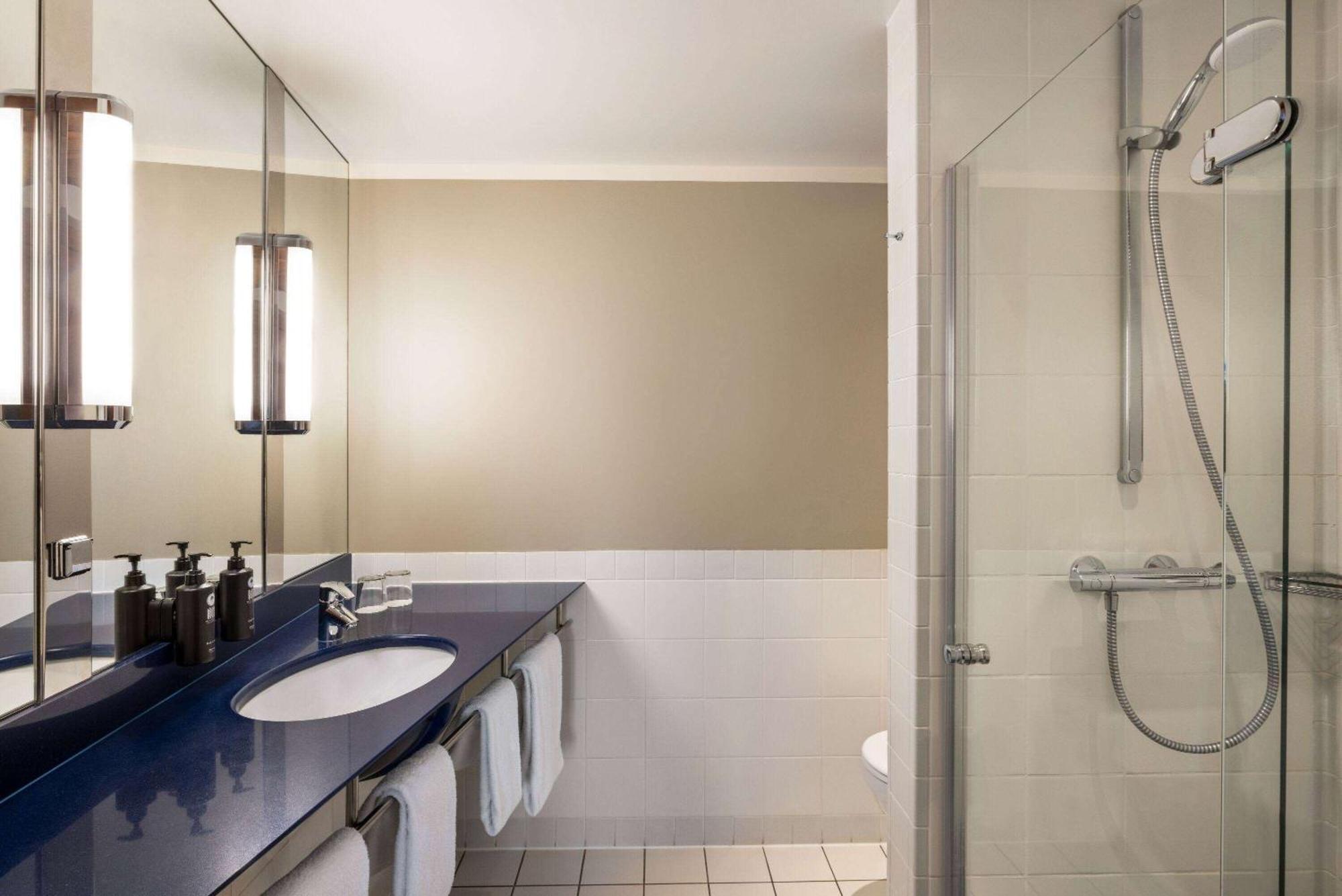 Vienna House By Wyndham Sonne 4* Rostock