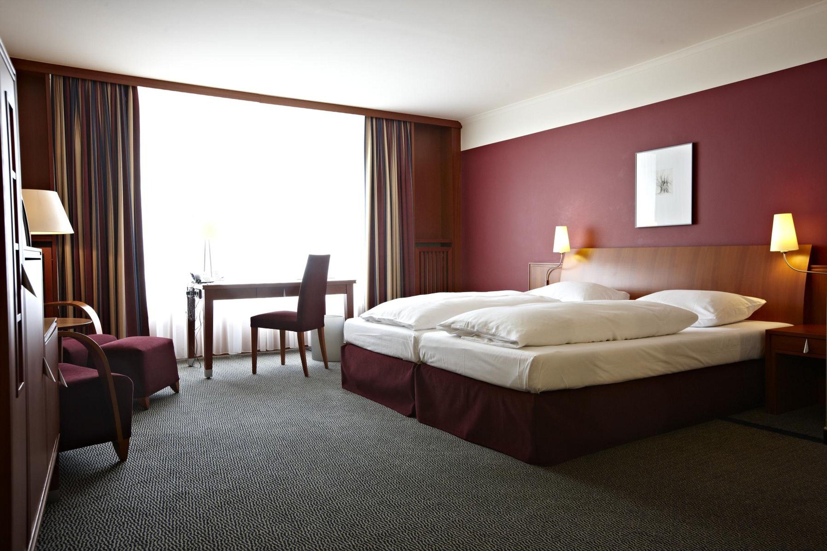 Vienna House By Wyndham Sonne Hotel 4*