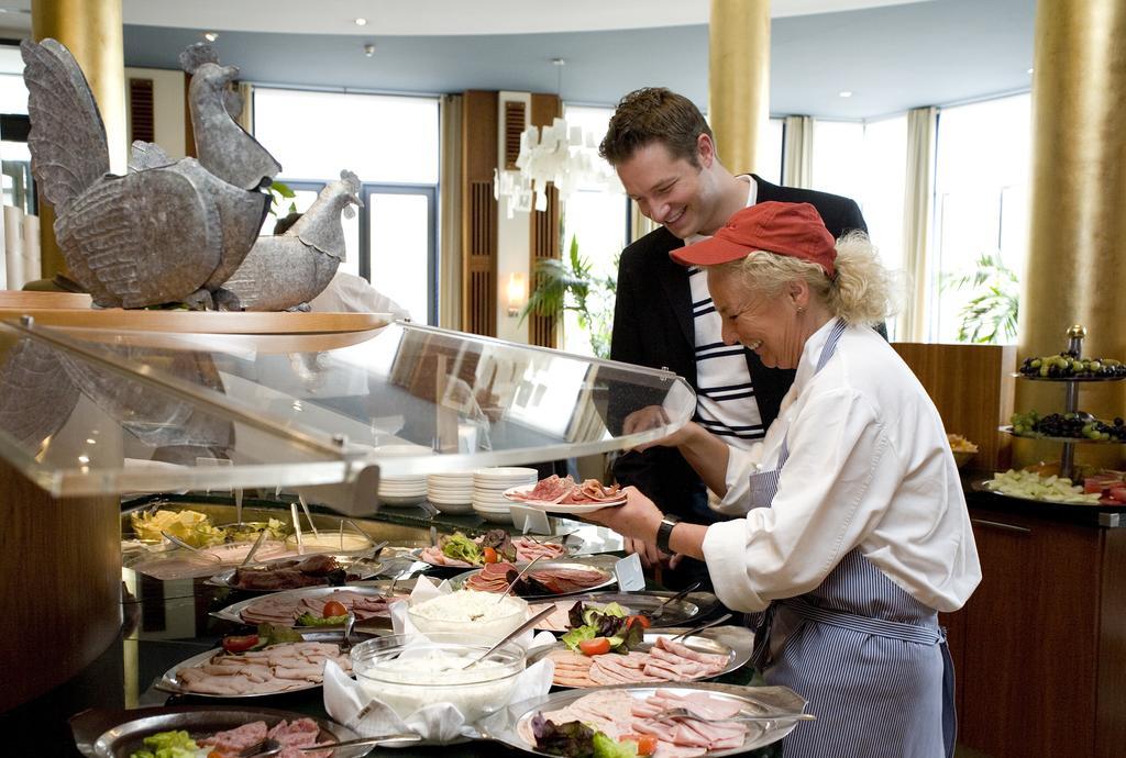 Vienna House By Wyndham Sonne Hotel Rostock